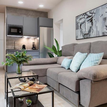 Triana Pureza Suite Con Patio Privado إشبيلية المظهر الخارجي الصورة