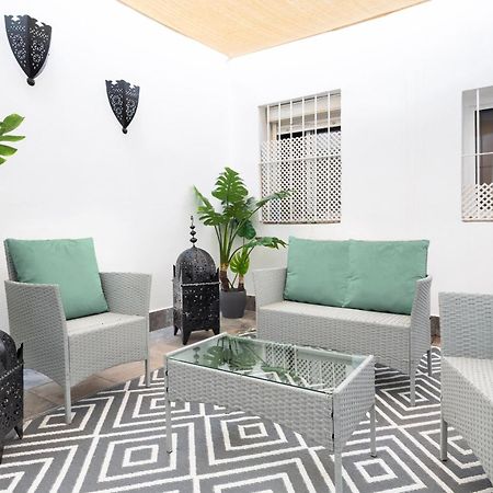 Triana Pureza Suite Con Patio Privado إشبيلية المظهر الخارجي الصورة