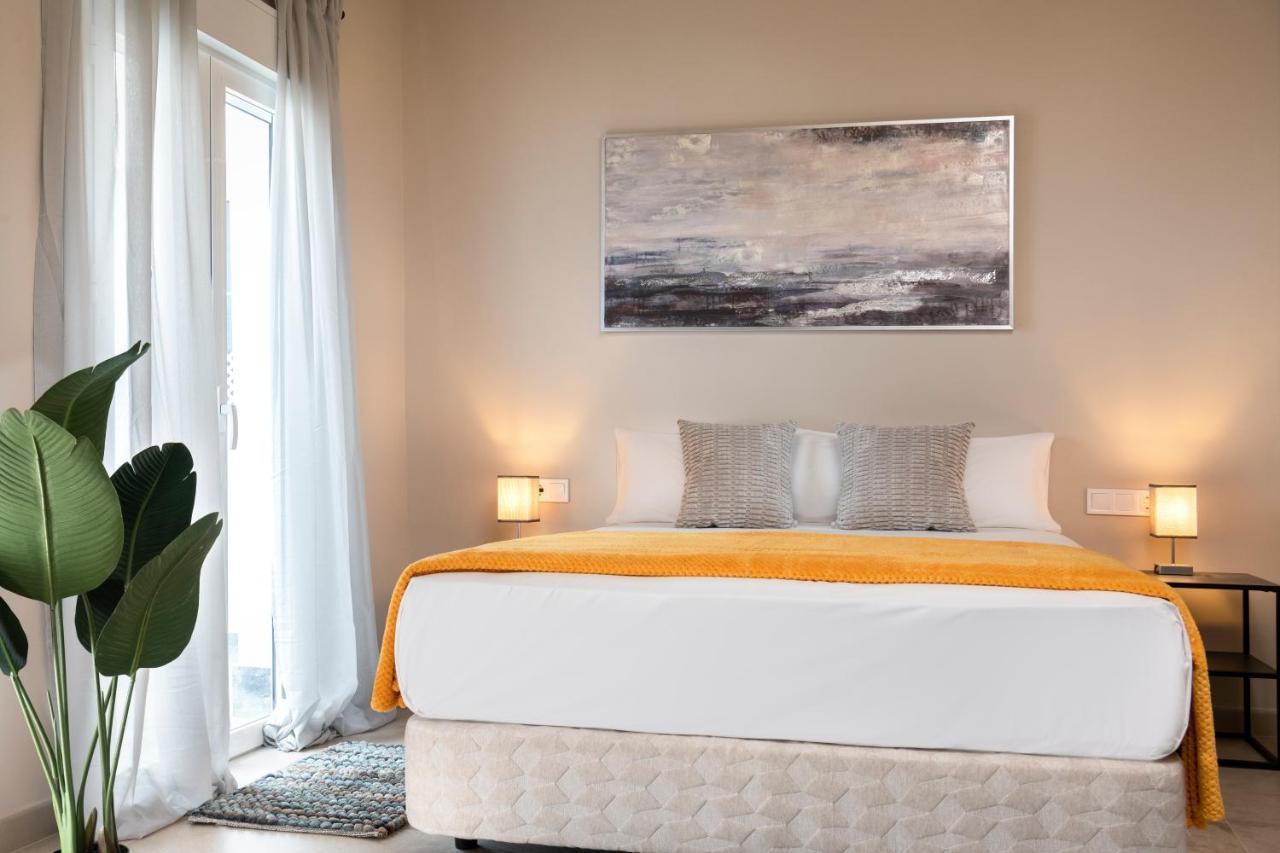 Triana Pureza Suite Con Patio Privado إشبيلية المظهر الخارجي الصورة